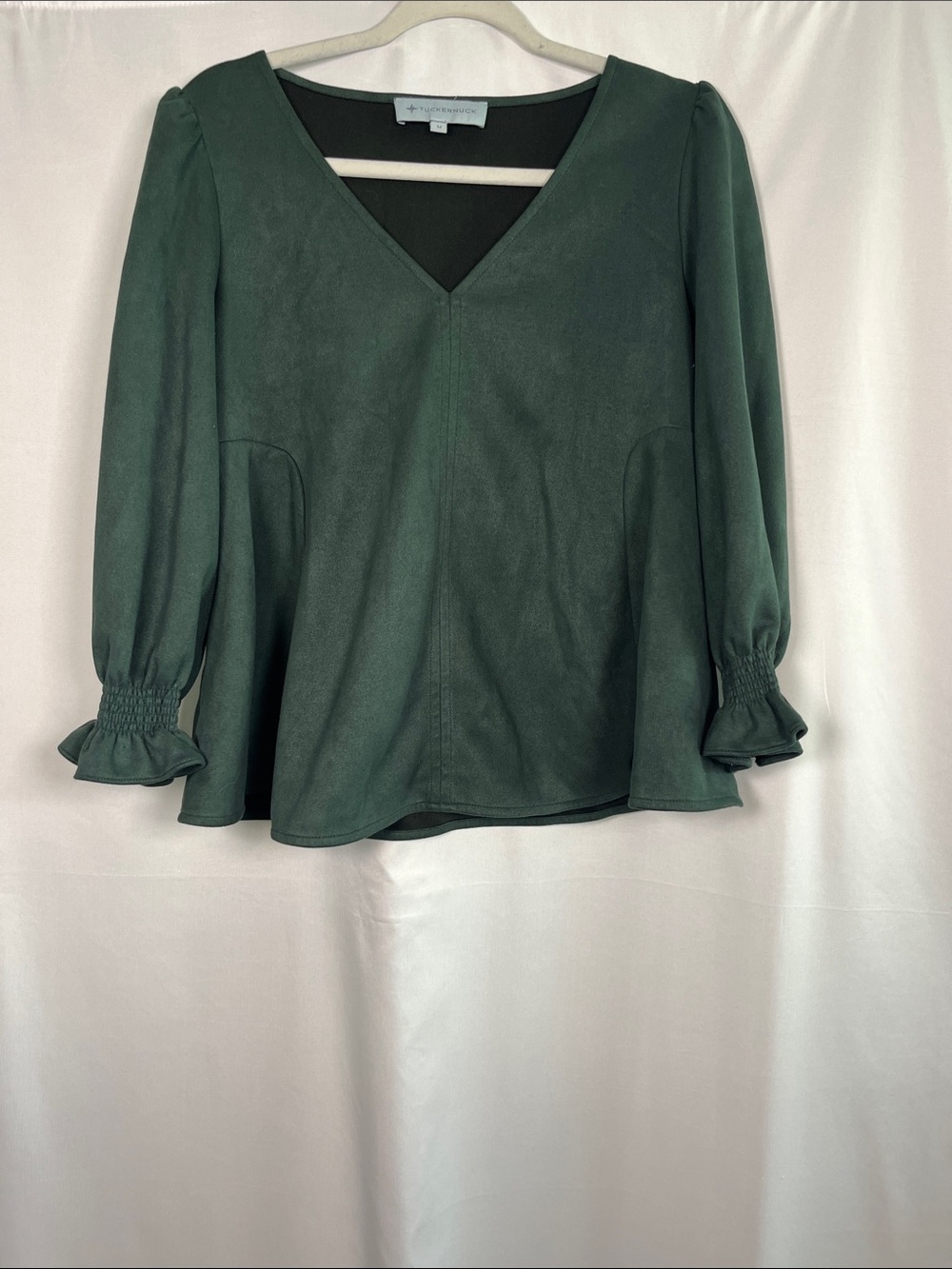 Tuckernuck Easton faux suede flowy blouse malachite green size medium - Picture 3 of 8